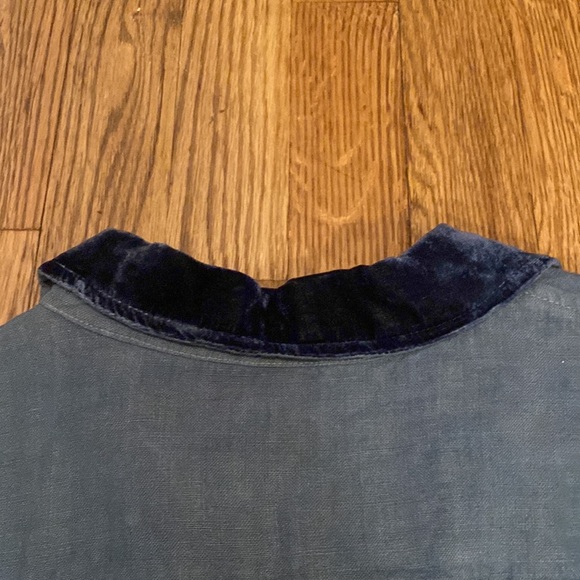 Linen Blouse with Velvet Detail - Picture 8 of 9